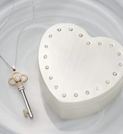Crislu Key Pendant With Jewelry Box -Gift Promotion Store 139720lx 2