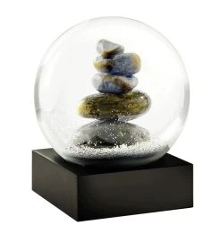 Cairn Snow Globe By CoolSnowGlobes