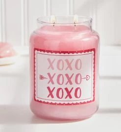 Hugs And Kisses Candle