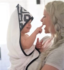 Hooded Towel & Washcloth Set -Gift Promotion Store mk005325alt view2c