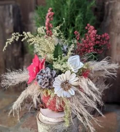 Eco- Friendly Holiday Gift Set: Preserved Flower Centerpiece With Fragrance