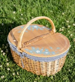 Disney Country Picnic Basket -Gift Promotion Store mk010794alt view2c