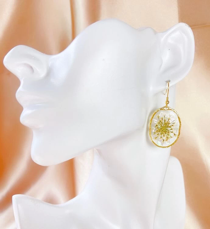 Real White Lace Flower Oval Earrings 5 Real White Lace Flower Oval Earrings - Image 3