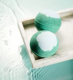 Sandalwood Handmade Bath Bomb - 7oz Extra Large Bath Fizzy -Gift Promotion Store mk022387alt view2c