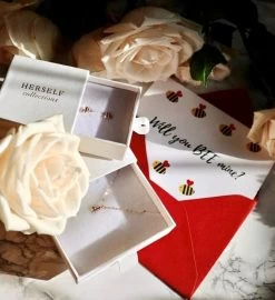 Will You Bee Mine Earring Valentine's Set 10 Will You Bee Mine Earring Valentine's Set -Gift Promotion Store mk023970alt view2c