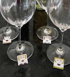 Personality Plates Wine Charms – Sisters First Edition -Gift Promotion Store mk033766alt view3c