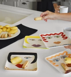 Personality Plates Set – Sisters First Edition -Gift Promotion Store mk033774alt viewc